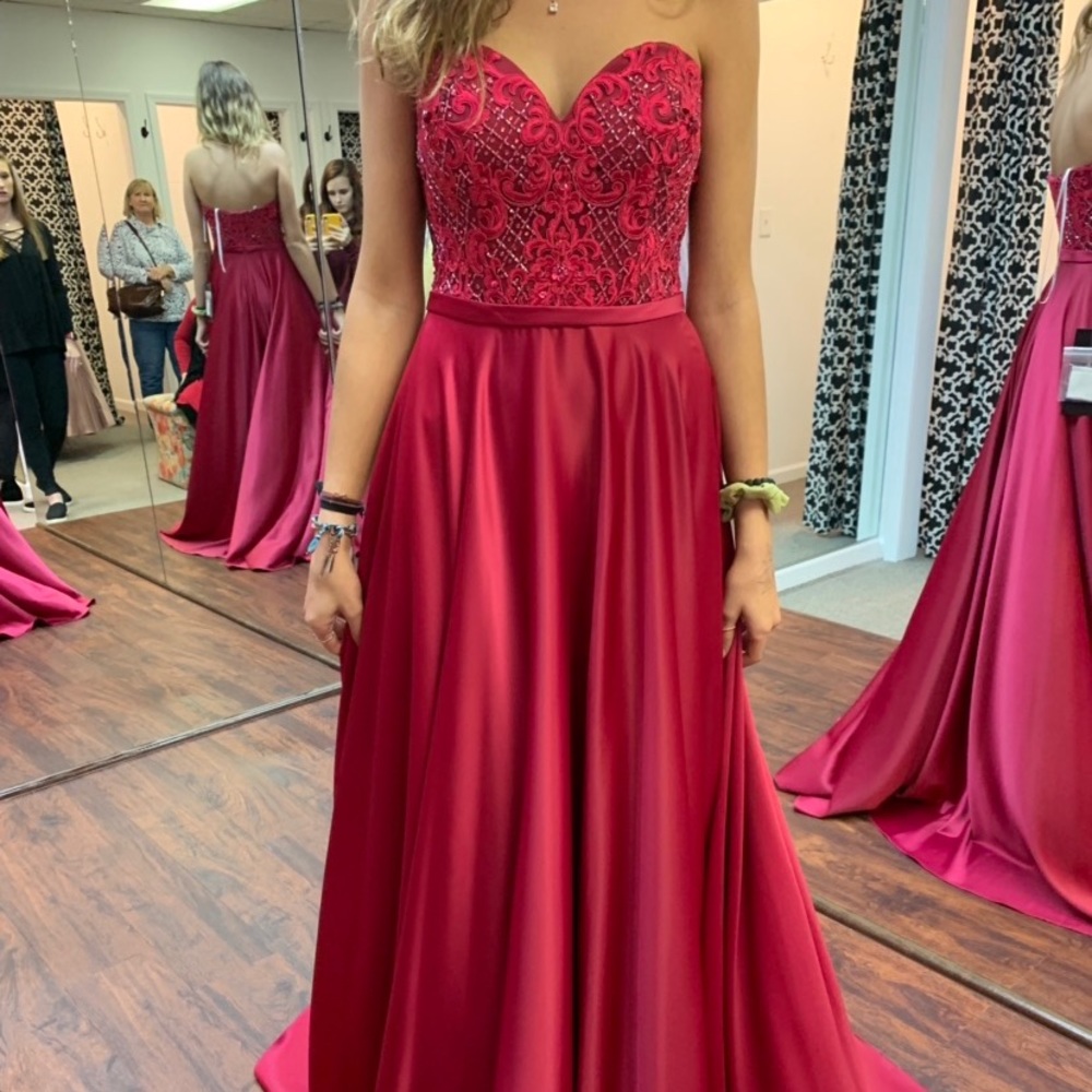 Prom/pageant dress